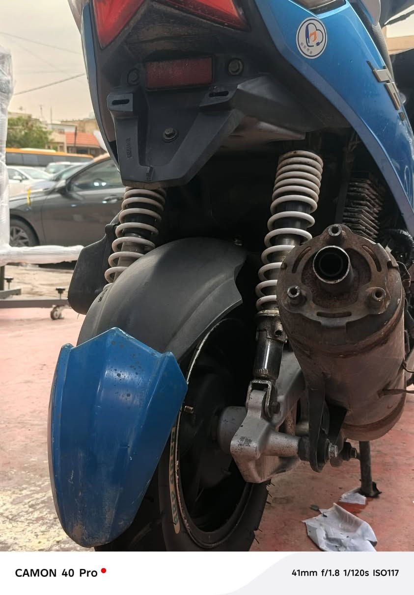 سيام كوري  نوزل شلعه تشك الكاع معدل يخبل دراجه زوج تايرات جدد كهربائيات كلها شغاله بريكات نقص برغي مابيعه فقط اول مشغل. بيها دخانه بسيطه مكينتها ممفتوحه ابد بيع او مراوس حسب القناعه ونطي فرق عادي 
مكاني بالبنوك


**إذا كنت صاحب هذا الإعلان وتريد حذفه لأي سبب، رجاءا أرسل رسالة إلى الدعم الفني**