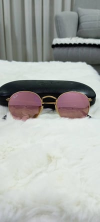 نظارة ماركة راي بان ايطالي اصلي قياس: 50 وسط عدسات: زجاج فلتر: uv400 ل...