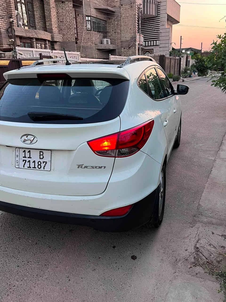 .
سلام عليكم توكسان ٢٠١١ خليجي بانوراما 

فديو بل منشور موضح كلشي 

ارقام وهزه سنويه جدد

سياره مكفوله من صبغ وتبديل وفتح 

بيه فقط بارد 

شاشه 

كامره 

كشنات مغلف جلد

مكينه ٢٠٠٠ دوش

مكينه وكير مكفولات 

تبريد ثلج 

اني جناي عندي من ٢٠١١ 

مكاني بغداد حي لاعلام 

***********

سعر 123 $ وبيه مجال خابرني وتدلل 

غير متواجد على نت

