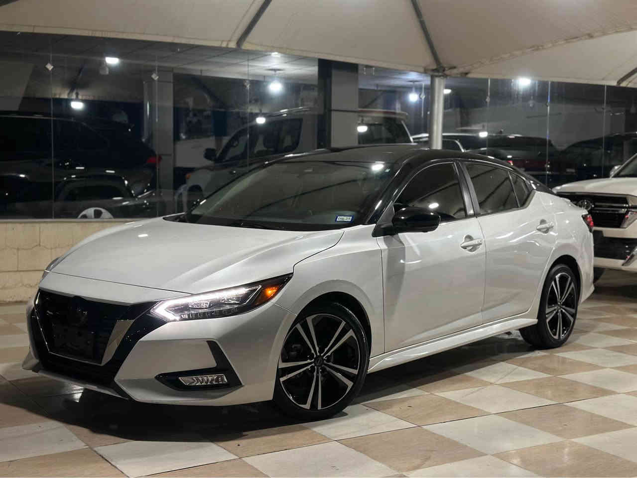 SENTRA 2023 SR+ 
سه ياره كه چه مه لاخ پيشته وه بؤياخ په ليك له ده ر گاي سه ياق ناو ده ر گاي تؤزيك گرتوا پيش پشت كه پسه قه پات مواسه فاته (سلايت-٥كاميرا-سه قف ره ش-كوشن جلد-رادار-كوشن گه رم-سوكان گه رم - سه ماعه boss-هتد سه ياره كه ته نها شاني ته قيوه هه موو گيان به شه رت گيرو مه كينه كاره باي به شه رت نه نها ١٩ مايل رؤشتوه كاتي نه شكاوه ٢ مانگ كاتي له گه له نرخ-١٥٨$ مه جاليكي كه م 
ره قم شانسي:…3N1AB8DV4PY272363
***********
*********** رانية, السليمانية
