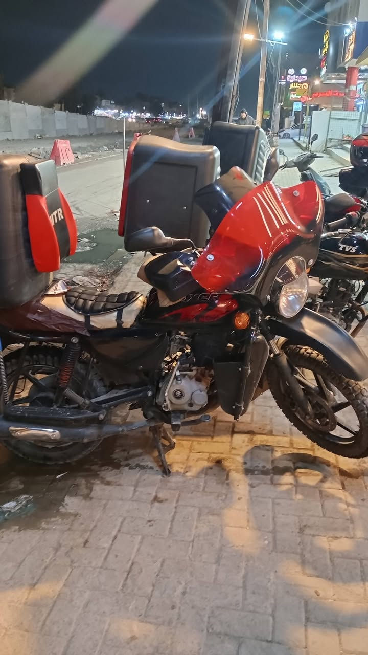 سلام عليكم بوكسر موديل 22 شهر الثامن وراق نضيفة***********
