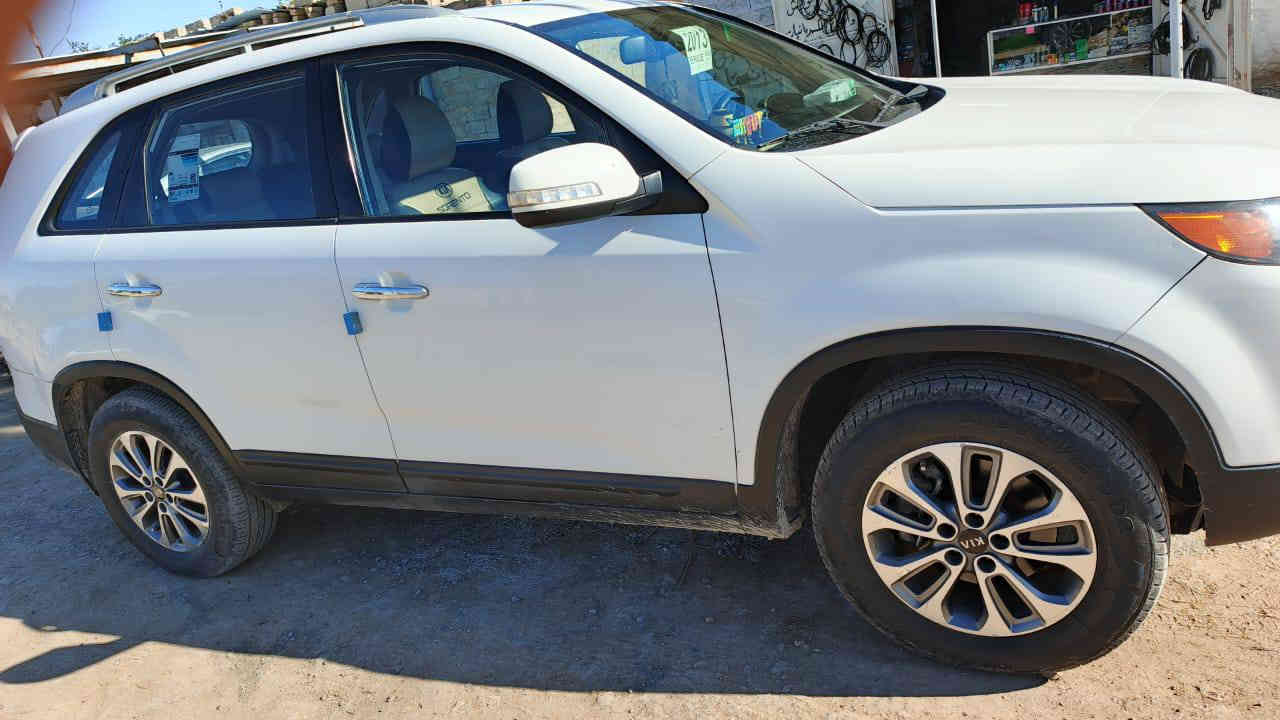 مكلف بلنشر سورنتو للبيع ٢٠١٣ محرك اربعه مفتوح السعر 160وبيها مجال سونار مرفق مع الصور للستفسار الاتصال ***********
