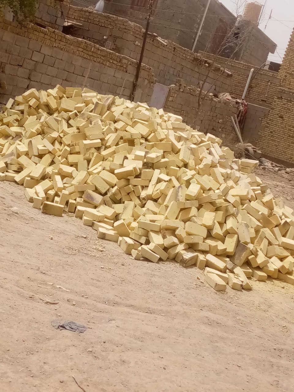 سلام عليكم اجود انواع الطابوگ لون وقوه وقالب وشرط عدد زايد توصيل جميع أنحاء البصره للاستفسار ع رقم *********** واتساب
