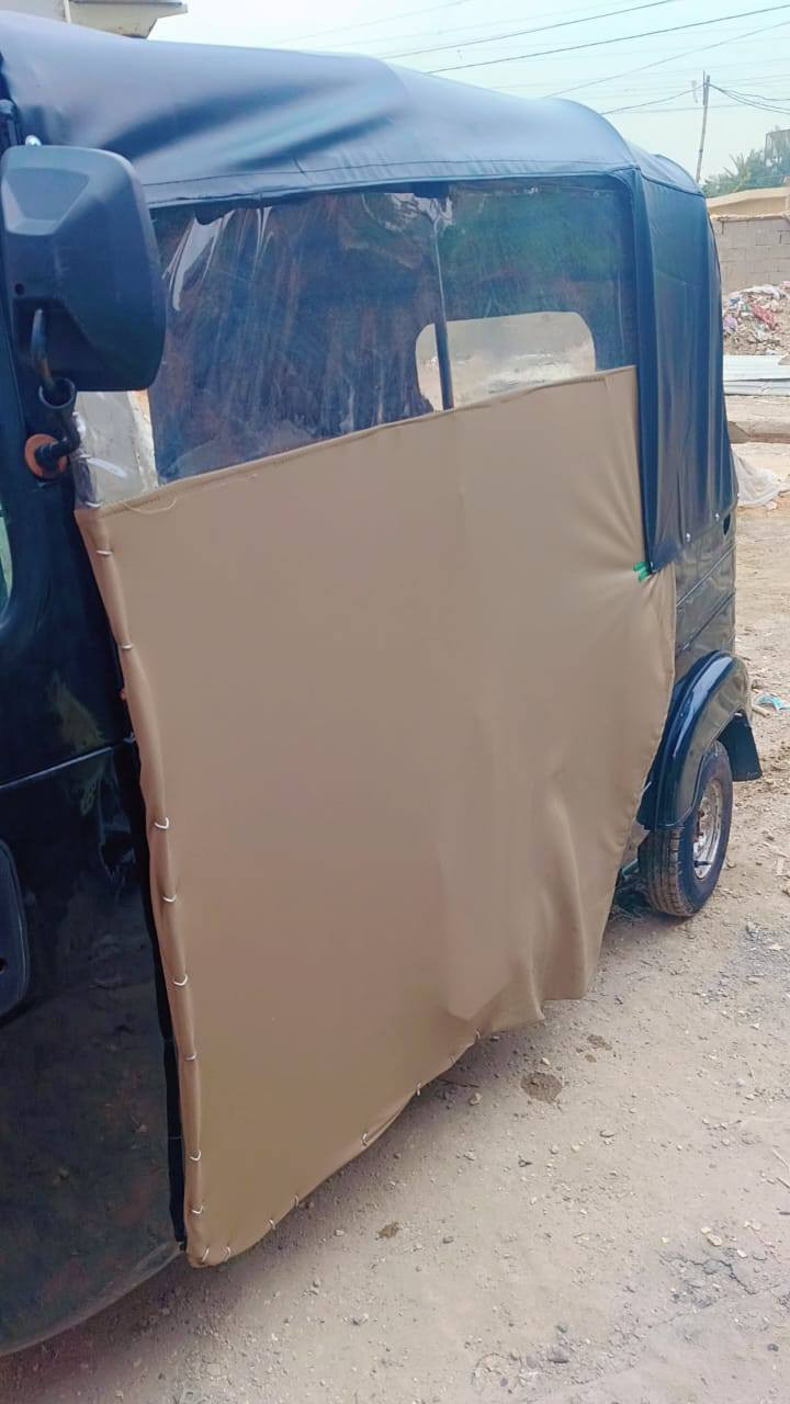 السلام عليكم
تكتك 17 معمره جديد وتجفيت جديد مكفوله من تبخير وتنقيص 
وبيها بدي مال 20 
اوراقها ضايعه مكفوله من لسرقه مكاني بغداد الشعب حي الجزائر سعرها 3 وبيها مجال 
الاستفسار ***********
