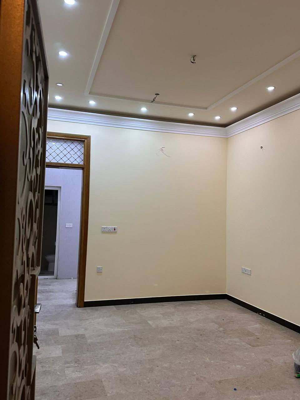 ✅——انسب عقار للبيع  50متر في السيديه——-✅
مشتمل مساحه  50 متر مودرن واجهه 4 متر نزال 12.5 ✔️

محتويات العقار 👇

🔶طابق الارضي :يحتوي على صاله ومطبخ وخدمات ❇️

🔶طابق الاول  : يحتوي على 2 نوم ❇️

🔶 طابق الثاني : سطح عدد 2 ❇️

حاليآ دار مؤجر بيجار شهري 800 الف 

السعر 235 مليون 🔶

الموقع السيديه الضباط مربع 9000

_________________________________________
عزيزي  الزبون 💎

كل ما هو جديد ومميز وراقي سوف تجده متوفر لدينا ✅

نكفيك عناء البحث لتمتلك اليوم عقار الغد 🔛

عزيزي الزبون ↖️🔆〽️
كل ما عليك الأتصال بكادر المكتب المختص ✔️
للبحث على عقارك وانت في بيتك ✔️
والكادر ايضا يغنيك عن عرض عقارك للبيع او للأيجار ✔️
وهو قادر على بيعه او ايجاره في خلال فتره زمنيه قليله ✔️

_______________________________________

او الأستفسار ع الارقام ادناه 📞↘️↘️ (متوفر واتساب )📌🔛

***********☎️☎️
