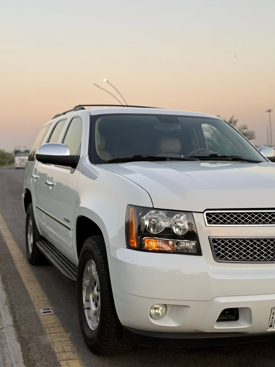 تاهو 2012 Ltz ماشيه 140الف  خليجيه مكفوله
السعر 260  ورقه وجاله بسيط 
***********
