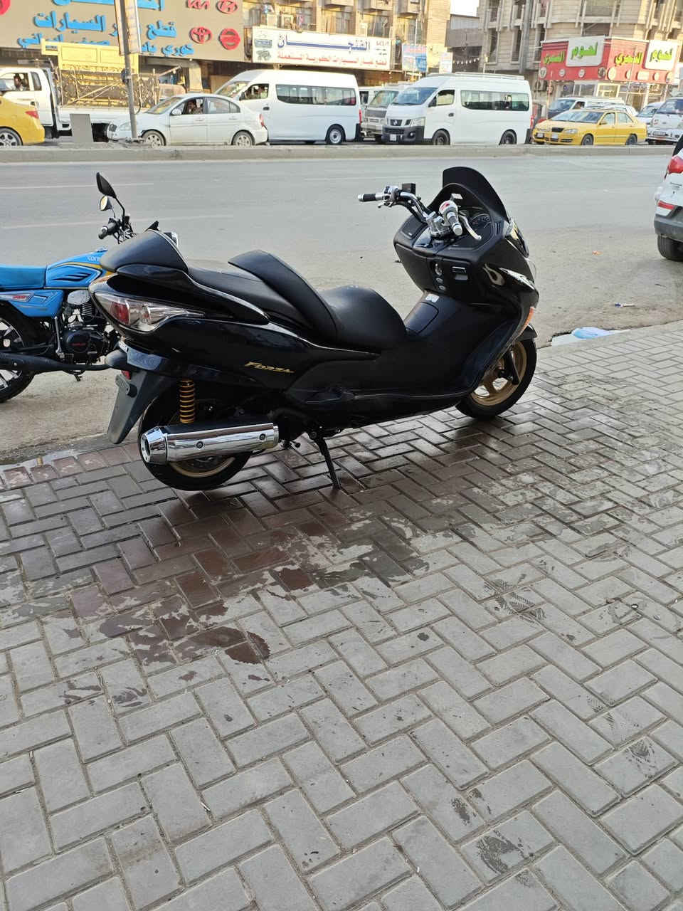 للبيع 09 دراجه ساحبه منلرمبه قبل شهر ومطالع بيه مكينه جديده كشر بلادي نضيف
السعر 2مليون وبيه مجال بصيط 
الهاتف *********** مكاني بغداد المشتل
