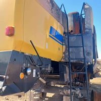 حاصدات.تفصيخ.انيوهولند ٠٧٨٠٢٦١١٠٣٠ ٠٧٨٢٥٦٣٧٥٢٠.عماد.الزبيدي