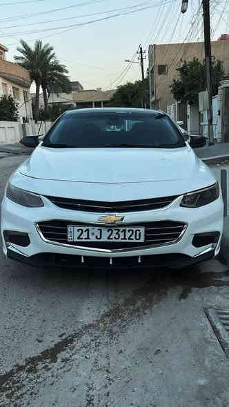 السلام عليكم 
ماليبو 2017مواصفات LT1  ابيض
ماشيه 73 مايل 
الضرر//  ضربه لحد البدنه واكفه الضربه
شواصي لغود مكفولة
راديترات غاز  تبريد ماء  كله جديد 
رقم جديد 
كير AT المرغوب
المواصفات LT1 
🔴 بصمه ابواب + جنطه
🔴 تشغيل عن بعد 
🛑محرك 1500 توربو
🔴مانع انزلاق
🛑لدات اماميه نهاري 
🛑 اوتو بريك 
🛑كشن كهربائي 
🛑تبريد مناخين منفصل SYNC
🛑تبريد قطعتين امامي خلفي 
🛑شاشه كبيره تدعم 📲Android Auto/car play
🛑خرائط Gps📌
🛑كامره خلفيه 📷
🛑كروز مثبت سرعه
🛑شاشة ضبط واعطال بل دشبول
🛑منافذ USP/ 12V /Tip C
🛑مانع انزلاق ⛔️
الحماوه ماكو تماماً 
السيارة كامله بدون نواقص
***********
107$
