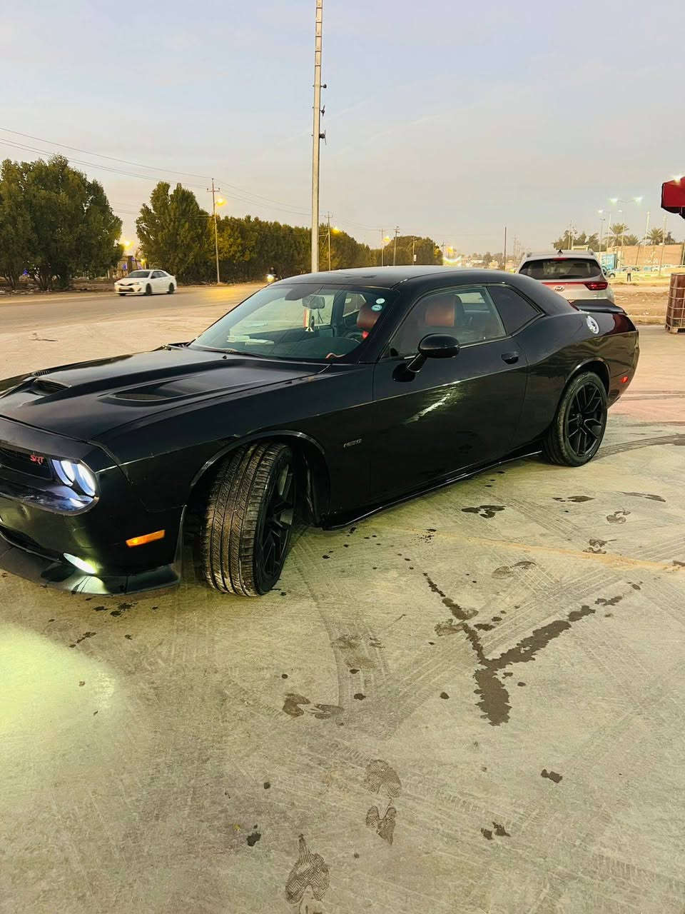 للبيع
داوج جالنجر 2013 رقم سليمانيه 

وارد أمريكي ضرارها فقط جاملغ عكس السايق ومحدث البجم والبنيد 2020

حادث مرفقه داخل منشور)) وسونار هم

المواصفات : فول 1/1  عده فتحه رادار امامي

* كاميرا خلفية . 

* ⁠رادار امامي

* امكانية التحكم بوضعيات المقود كهربائيا . 

* حساسات خلفية . 

* ويل قياس 20 أنج 

* كشنات حضن 

* شاشة كبيرة

* لايت زنون

*رادارات جانبي

*نقطه عمياء 

ستيرن كهربائي

وبيهه بعد اهواي موصفات ما ذاكرهن 

مكاني بابل المسيب 

رقم إنكليزي جديد سليمانيه السيارة بسمي تحويل ثاني يوم

السعر ١٢٥ بيها مجال و الي ما يعجبه سعر يعبر المنشور وكون ممنون منكم

اي ستفسار اتصل و تدلل واتساب

*********** / ***********
