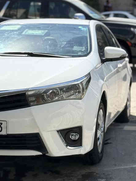 كورولا خليجي SAS   
المواصفات 
تحكم إسترين 
شاشه 
كاميرا 
شاير بالمري 
ويل اسود بلادي 
مغلفه جلد 
محرك مكفول 
حداديه جديد 
تخم تاير جديد 
باتري جديد 
تبريد بلادي 
منظومه بانزين جديد 
سياره عليها ادامه كامله 
بيه باب وراى السايق صبغ فقط بدون دواخل و بدون كلشيء 
حتى دعاميات مكفولة 
رقم انكليزي بغداد 
 سنويه 2030 
هزة جديده باسمي 
***********
