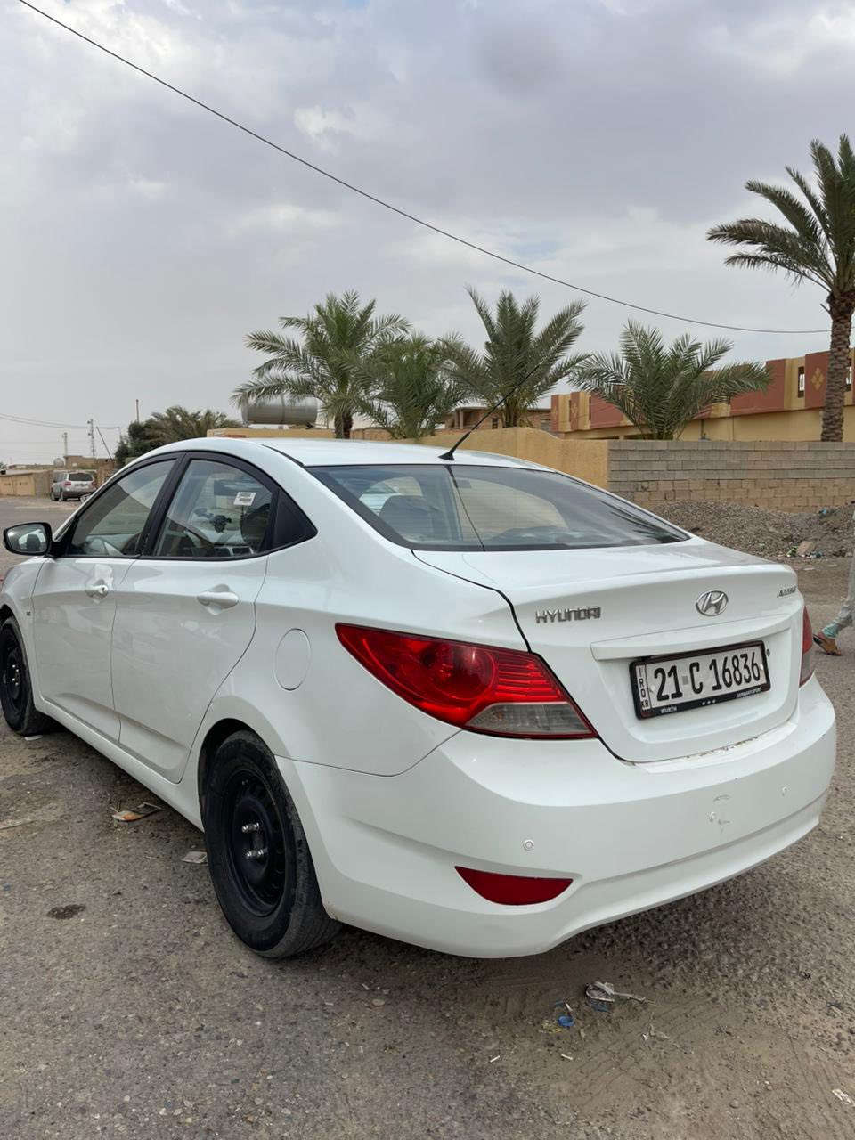 يالله  مكلف بنشر اقرا النفاصيل قبل لاتتصل  اكسنت مضلع 2011
سنويه لل 28
السياره خليجيه 
جاهزه مخلصه من كلشي 
السياره فقط بيه بنيد ومبدل اصلي 
سونار مرفق مع الصور وسونار جديد 
السعر 95 وبيه مجال 
تحويل مباشر 
العنوان سامراء
اتصال فقط واني مكلف بنشر 
‭0773 589 2131‬
