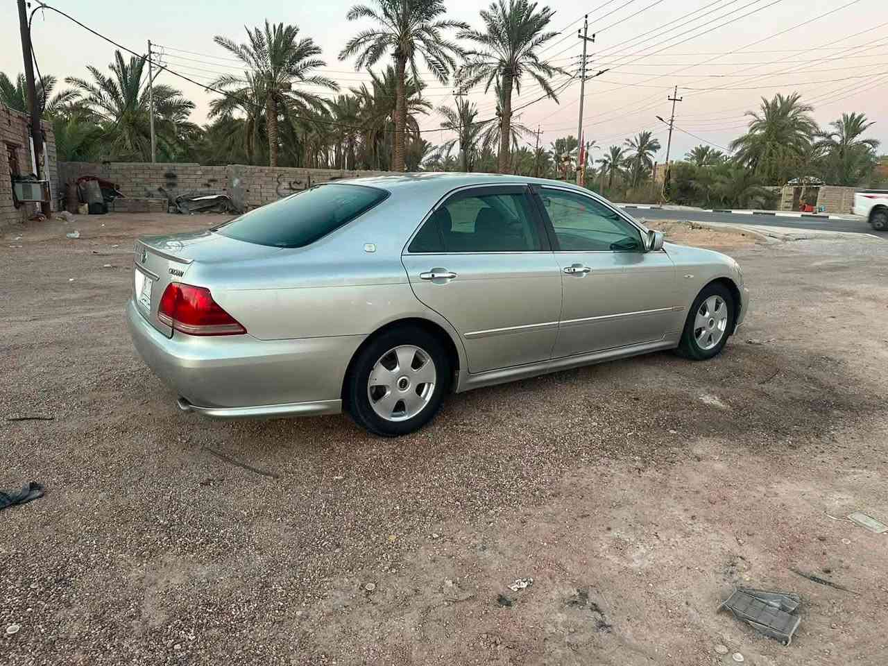 السلام عليكم للبيع فقط بدون مراوس 
كراون شاهينه كصه قماره ادوات ادوات 2005 اثلت رياضي شاصي 180 كير 6 نمر لون سلفري 3 دكم داخل اسود تحكمات استيرن شاشه جبيره مري شفط لايت زنون بلاد تبريد ثلج سياره جاهزه من كلشي مكان بصره قضاء المدينه سعر 43 وبي مجال كلش بسيط
***********
