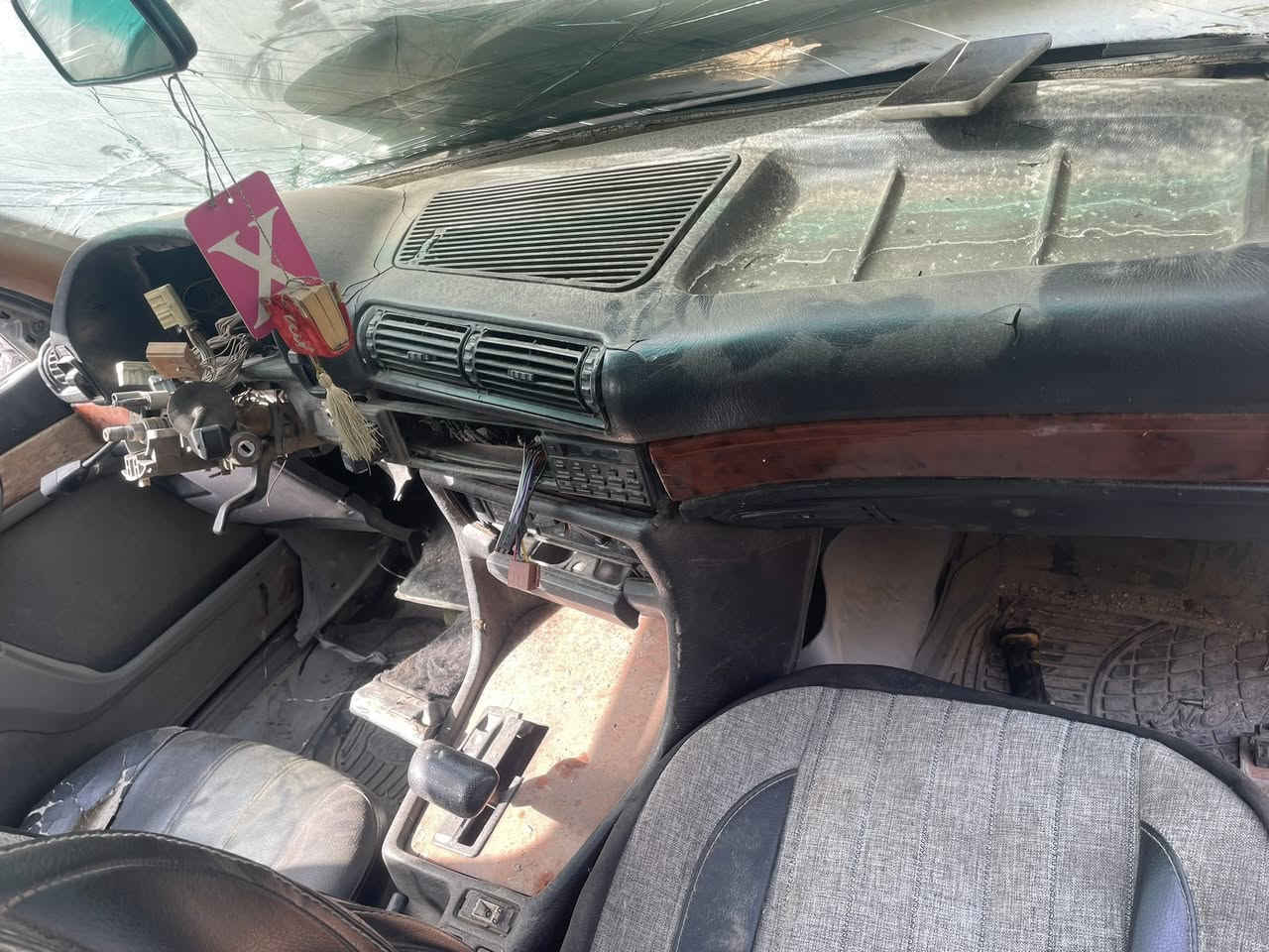 سلام عليكم تفصيخ بيم شتحتاج اتصل عنوان بغداد جسر ديالى الجديد ***********
