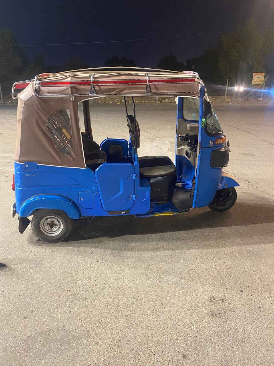‏سلام عليكم 22رقم كربلاء شهر11
‏ بيه بارد شبر لا صبغ ولا معجون 
‏دوس معمرات مكينه تجفيت جديد 
‏تكتك متعوب عليه مكاني نجف سعر8  
‏خابرني وايشي مو عل حجيي انطيك كروتك مربع 
‏رقمي ***********
