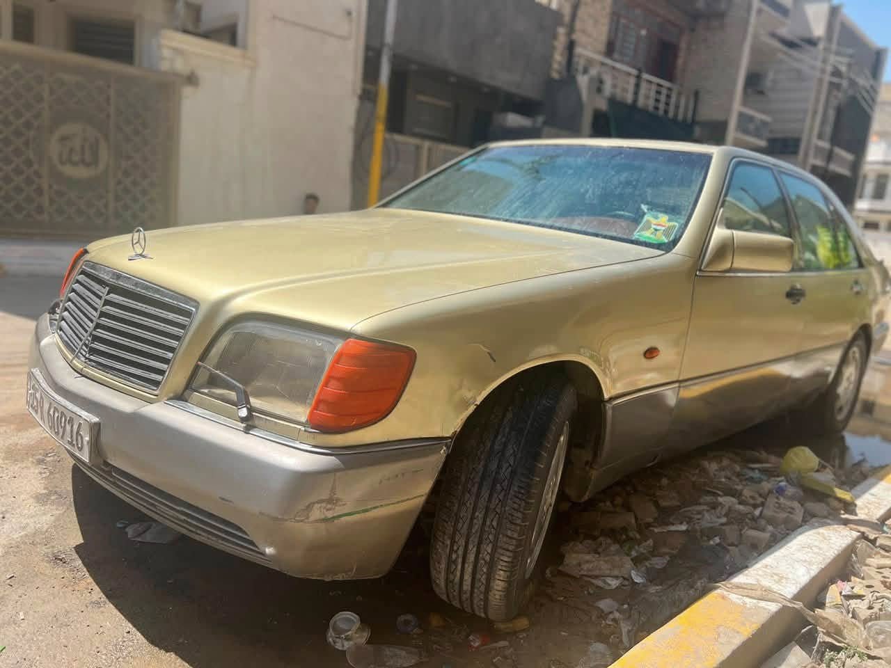 سلام عليكم سياره مارسدس شبح موديل 1992
سياره 6سلندر مكينه كير حداديه كامله 
ماتصرف عليها ربع 
بس التبريد مالتها عوزه غاز 
رقم انبار مداور ثاني يوم 
السعر 70$ وبيه مجال لشرايه مكان بغداد البياع 

‭0770 547 8837‬
