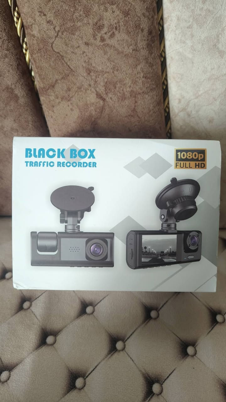 داش كام توصير سيارات قطعتين جديد كبس تصوير فول HD واضح سعر القطعه 25 الف مكان كركوك
***********
