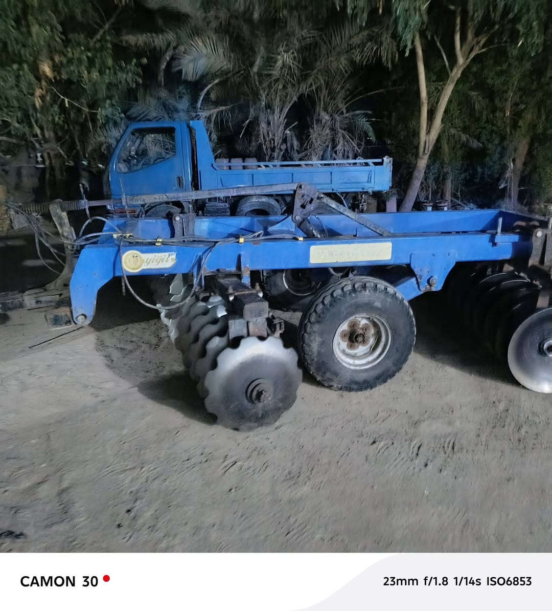 دسك للبيع 24 جاهز للعمل
***********
