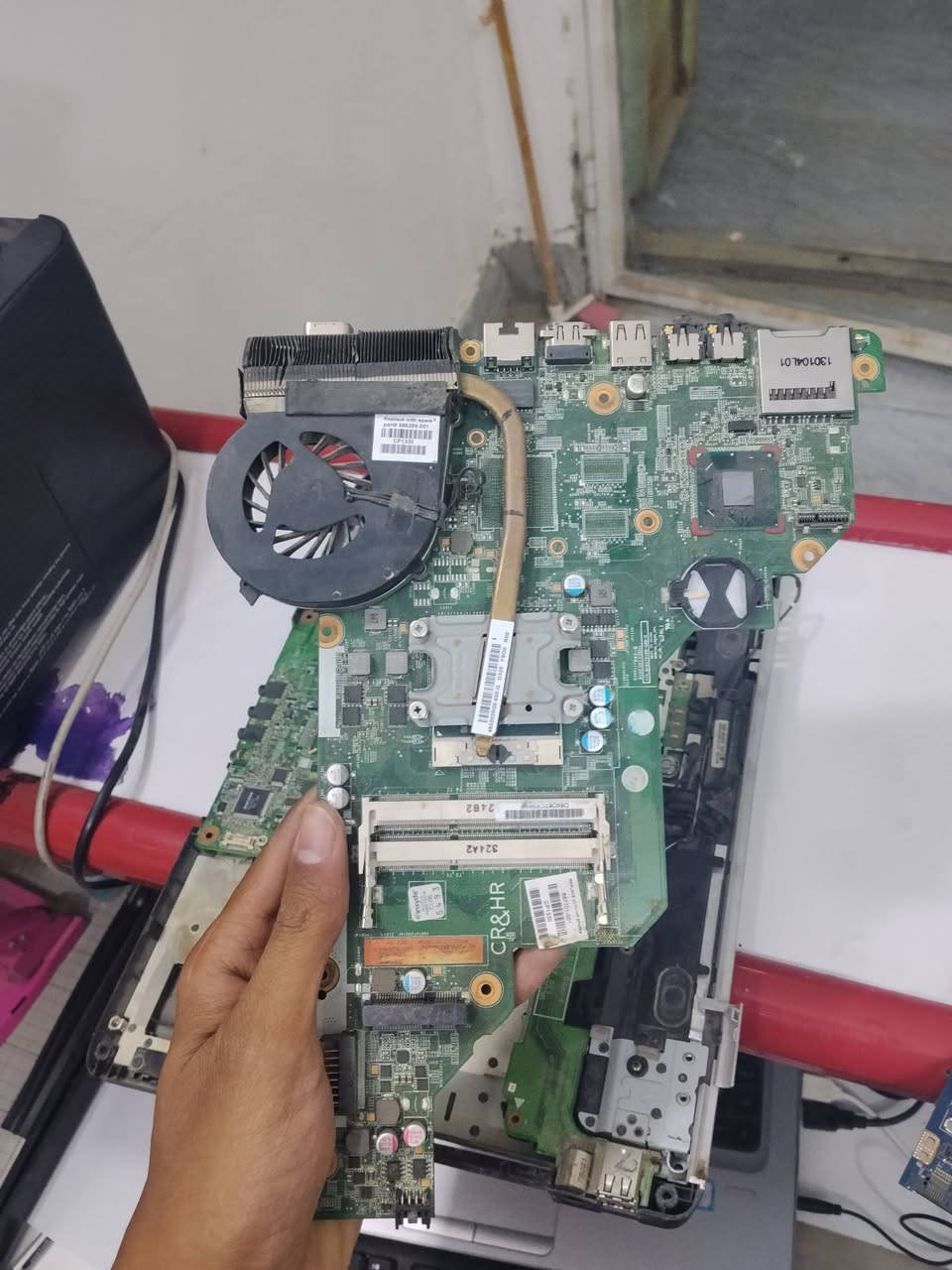 حاسبات شلعه فحم
لابتوبات متروكات يفيدنك قطع غيار او تصلحهن
اغلبهن شغالات الله شاهد بس عوزهن نقوصات بسيطة
الرامات وكروت الشبكة هدية مع الشلعه
سعر الشلعه 150 الف واصل
للأستفسار المراسلة واتساب فقط غير متواجد عالماسنجر
https://wa.me/BMJHPVVRV7SMK1
***********
