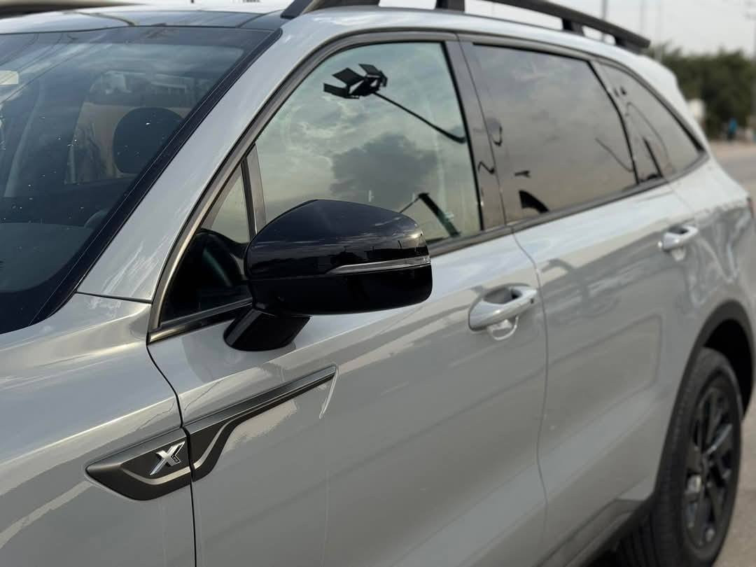 سورنتو 2023 X LINE مكانها بغداد  #السعر 248 ورقة  ماشية 23 الف فقط فول مواصفات ايرباكات سليمة بيها قطعتين صبغ بنيد و قبق جنطه محرك 2500 تنفس طبيعي  سقف بانوراما  لدنهاري فور ويل مانع انزلاق رادار ٣٦٠ درجه كاميرا دواره خلفيه حساس خلفي نظام نزول منحدرات نظام اتو ستوب نظام اطفاء تلقائي وضعيات قيادة متعددة تدفئة كشنات شاشه كبيره تبريد قطعتين شحن واير لس نقاط عمياء ٧ راكب السياره سياره لون مميز و رقم مميز وية الترميز  بلاك توب للاستفسار موبايل *********** بغداد, العراق
