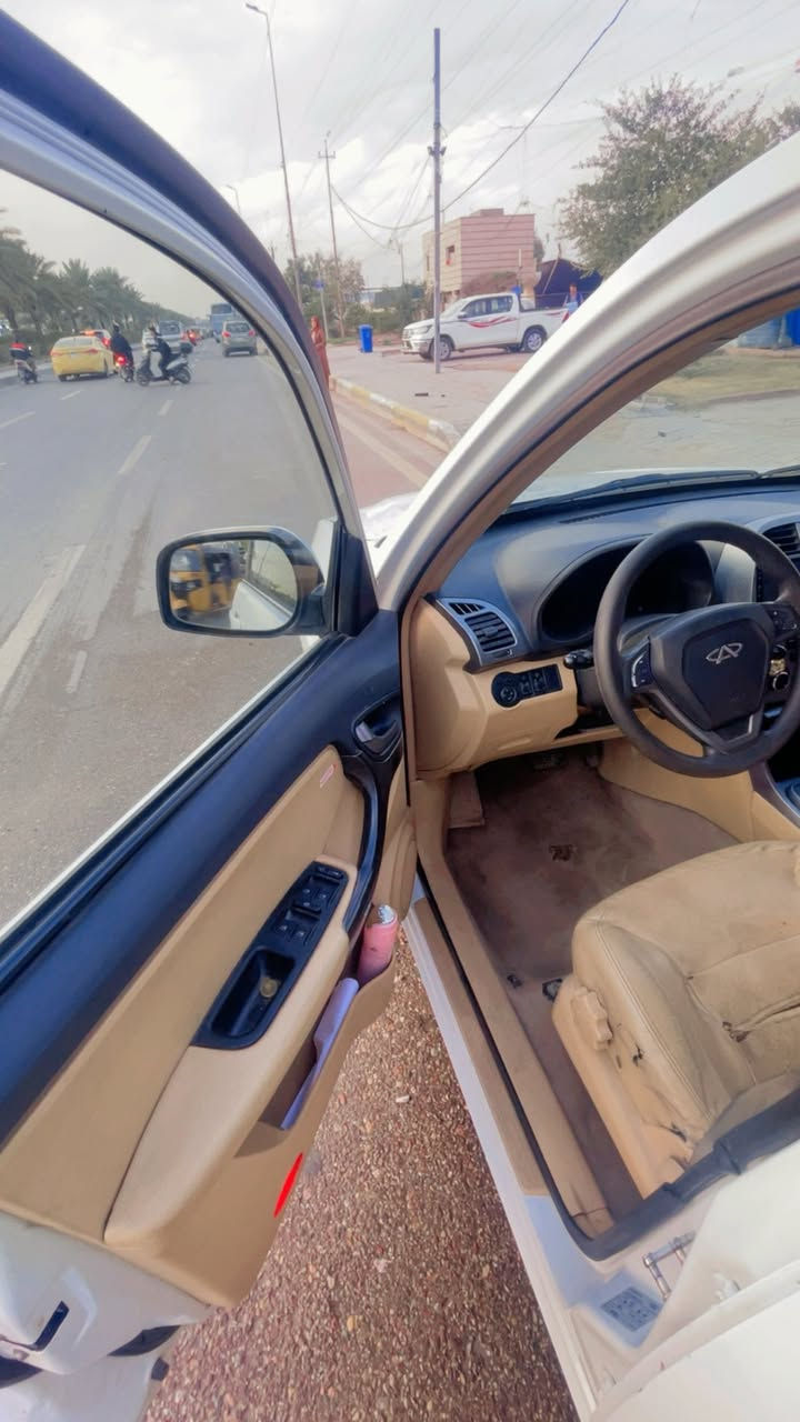 تيكو 2013 بيضه
للبيع مكاني بغداد الطالبيه 

60$سعرها 

سياره مشروع وطني 
فتحه 
شاشه
كير كهربائي 
مكينه خير من الله 
تبريد ثلج 

***********
