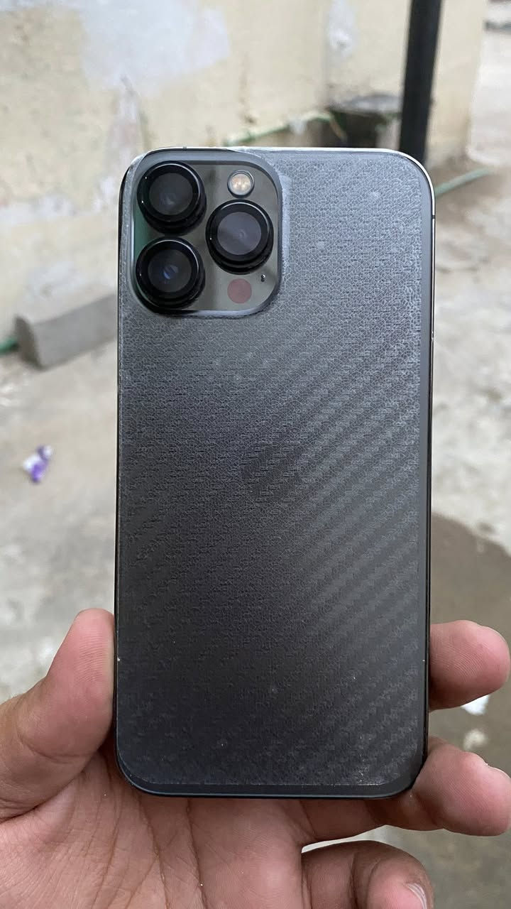 السلام عليكم
ايفون 13 برو ماكس نظيف للبيع لون اسود نموذج M امريكي اصلي ذاكرة 256 بي لاسق حمايه لضهر ولوجهه بطارية 95 مامفتوح الموبايل جان مظموم استعمال فتره قليله سعره 750 وبي مجال كلش بسيط عاملني خاص وتعال اخذه على نفس الاتفاق


**إذا كنت صاحب هذا الإعلان وتريد حذفه لأي سبب، رجاءا أرسل رسالة إلى الدعم الفني**