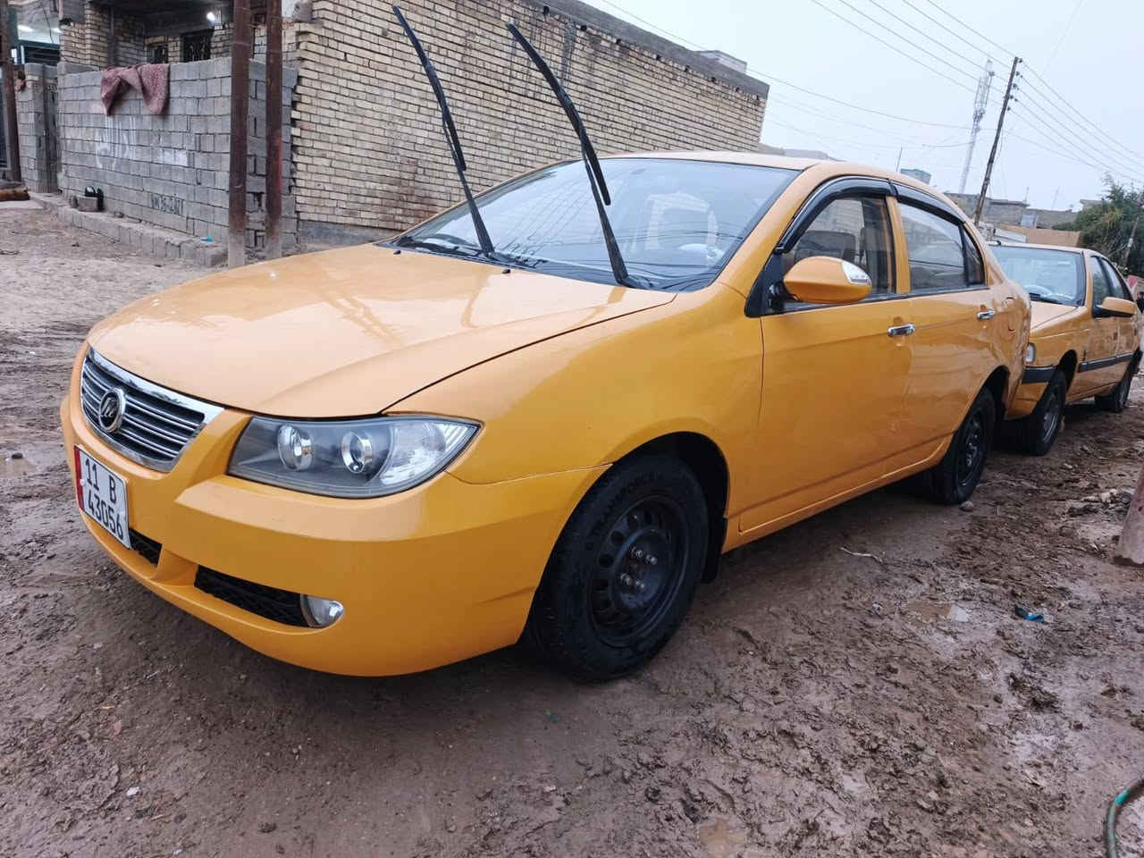 ليفان 2011 السياره جاهزه ماكينه  كير كورولا 1800 صدر جديد ما صار له اسبوع تخم تاير جديد محرك جديد داخل دوشمه كله جديد ارضيه كله جديد السياره جاهزه ما بيها شيء ما يشتغل مصبوغه عبايه كلها جاهزه وما بها كل نقص السعر 45 غير متواجد على الفيس اتصل الواتساب (0781 658 0791)
