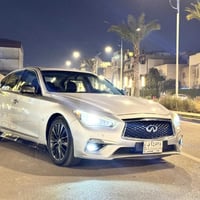 للبيع   Q50  موديل 2018 3.0 تون تيربو حادث موجود بالصور السياره امبدل ...