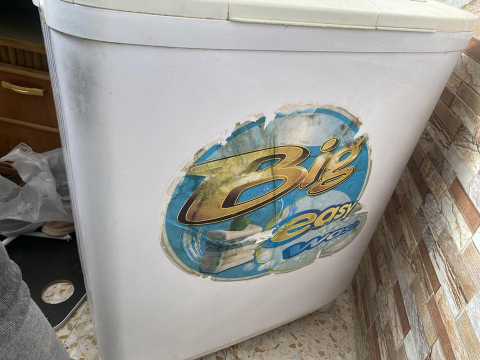 غساله مستعمله تخبل نظيفه سعرها 60 وبيها مجال بسيط مكاني الحله ***********
