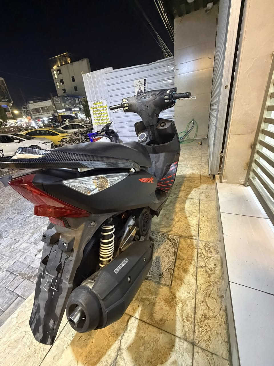 السلام عليكم دراجة ثعلب مزودة بلادي كلشي بيهة بلادي  مغلفة وموشمة يم فقار مابيهة اي نقص دراجة صارلهة اقل شهر نازلة من الرمبة السعر مليون و٣٥٠ وبيهة مجال للاستفسار ***********
