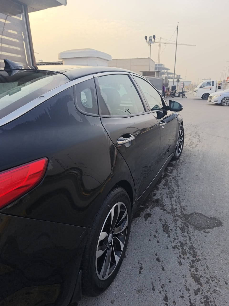 تم اعاده المنشور بسبب الوعود الكاذبه 
اوبتما 2018 جي تي مفوله السياره 
بصمه 
بنراما 
تبريد قطعتين 
كشنات جلد 
كشنات تدفئه تبريد 
خزن ميموري
شاشه كبيره 
صندوق ذكي 
سايد بريك كهربائي 
3 انضمه قياده 
اضائه 4عدسات 
سستم صوت 12 سماعه 
مريات شفط 
تحديد مسار 
4 رادارات 
كشنات كهرباء 
نضام الكار بلي 

سياره مفوله بعد بيها مواصفات 
حادث السياره بنيد وجاملغ مصبوغ توحيد لون 
مكان بغداد 
سعر 125 وبيها مجال للطيبين 
***********
