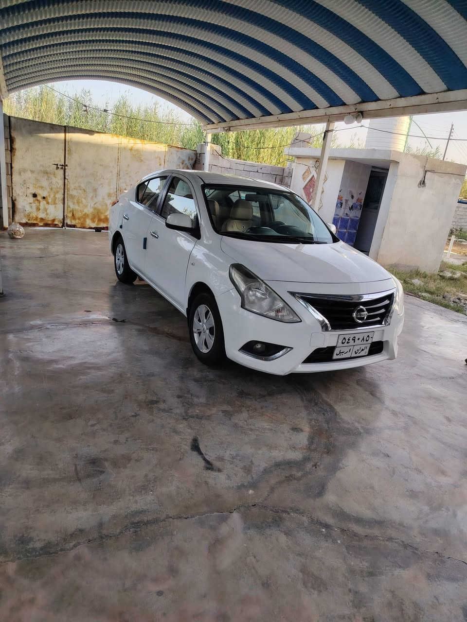 سلام عليكم

سني هندي للبيع موديل 2019

ابليته الزركه.            سعر 100 أو بيه مجال شي بسيط 

سياره جازه عله اخر حبايه

تخم تاير واره أو كدام

سياره جديد

***********

مكاني بغداد قضاء المدائن سلمان باك
