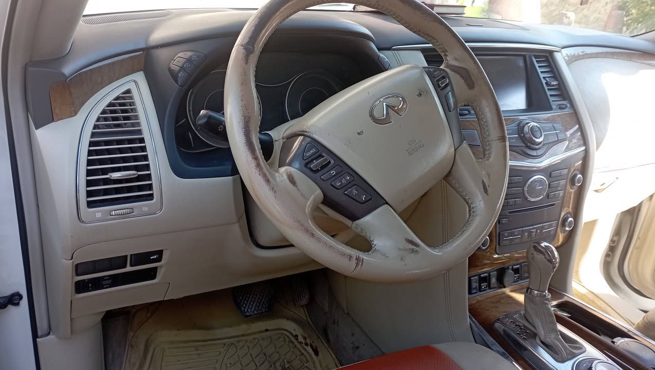 السلام عليكم
انفنتي qx56 
موديل 2013 رقم بغداد السيارة مكفولة كفالة عامة ماعدا الدعامية فقط  كشن خزن كشن تدفئة حساس امامي خلفي فتحة سقف 
كشن وسطي vip كشف خلفي كهربائي 
گير محرك مكفول السعر 160$  وبيها مجال للشراي 
مكان السيارة بابل 
التواصل اتصال او واتساب ***********
