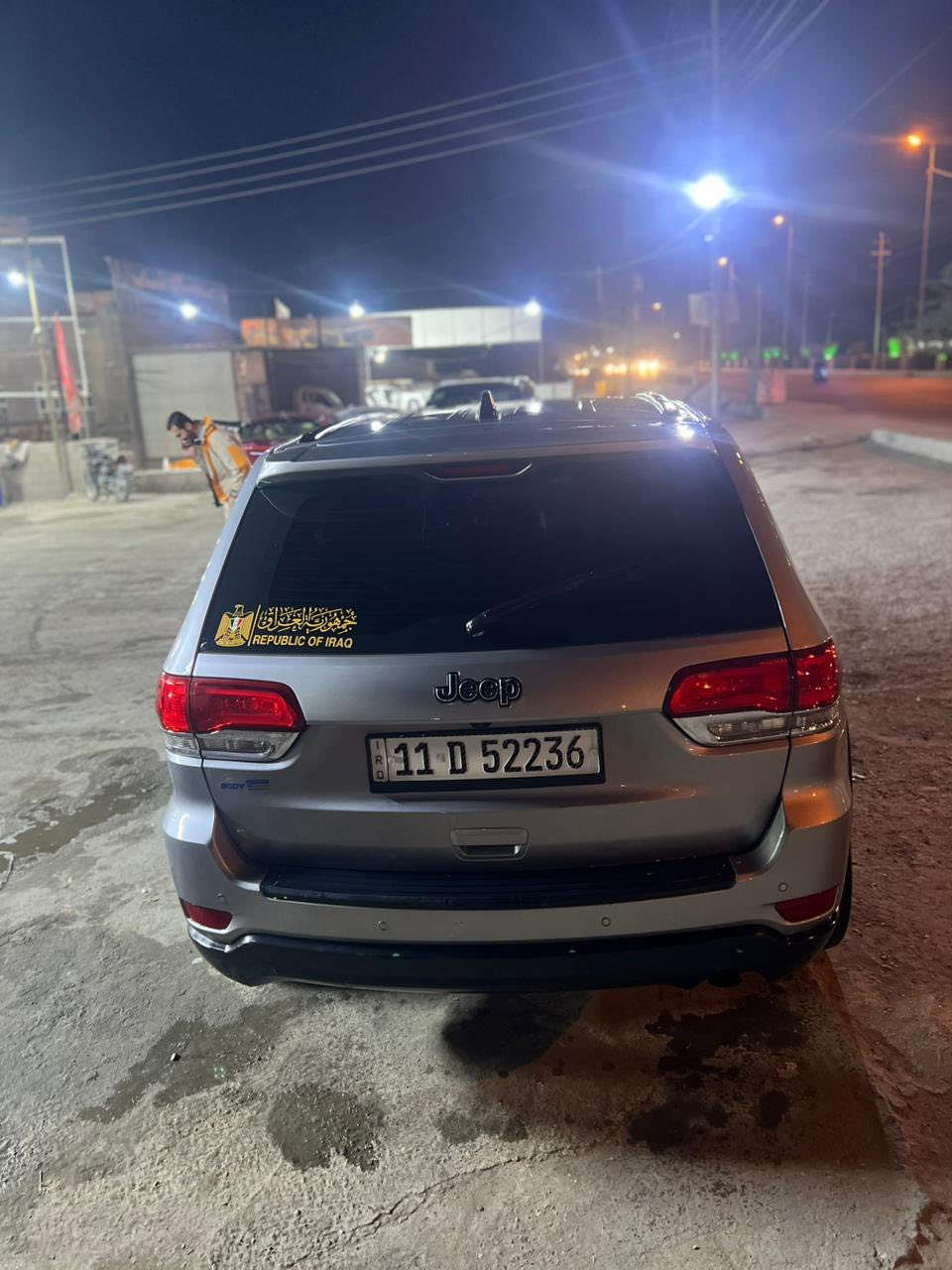 جيب كراند شيروكي 2018 وارد امريكي تقرير غرق مياه امطار فقط تعمل وتسير ب امريكا وهنا بلعراق بيها مكانين بارد السياره جاهزه من كلشي برغي مامفتوح بيها بسمي رقم انكليزي شرط التحويل صور التقرير موجودات وي الصور
السعر 208  
للاستفسار 
***********
