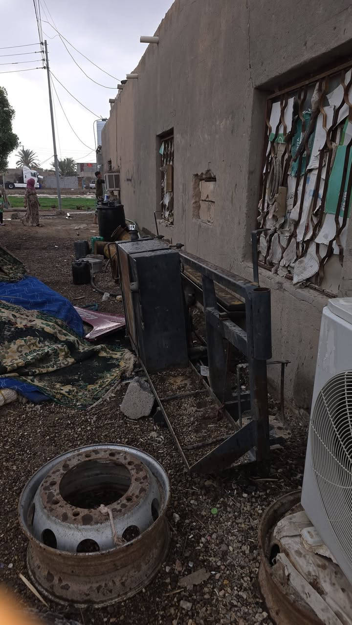 منضومه للبيع السعر 4وراق وبيها مجال
***********
