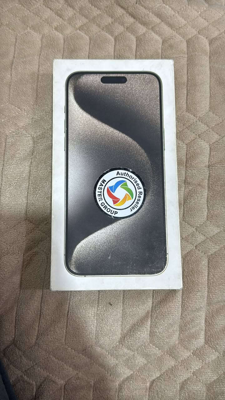 للبيع فقط ‼️👍
iPhone
15PRO MAX
نموذج M شرق اوسط عربي  A/AA
ذاكرة 256
نضافة98‎%‎
بطارية 88 🔋 
غراضه كامله 
ما مفتوح شرط الحاسبه 
العنوان النجف

السعر خاص
***********
