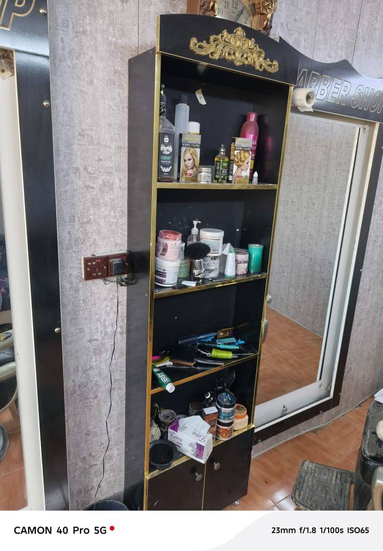 مرايات ٢ وفاترينه للبيع السعر ١٠٠ الف ***********
