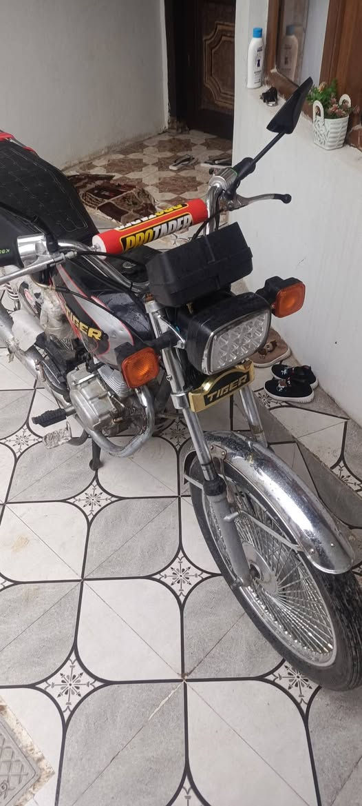 جني 2020 كهربائيات كله شغاله سعره 375 وبيه مجال كلش قليل


**إذا كنت صاحب هذا الإعلان وتريد حذفه لأي سبب، رجاءا أرسل رسالة إلى الدعم الفني**