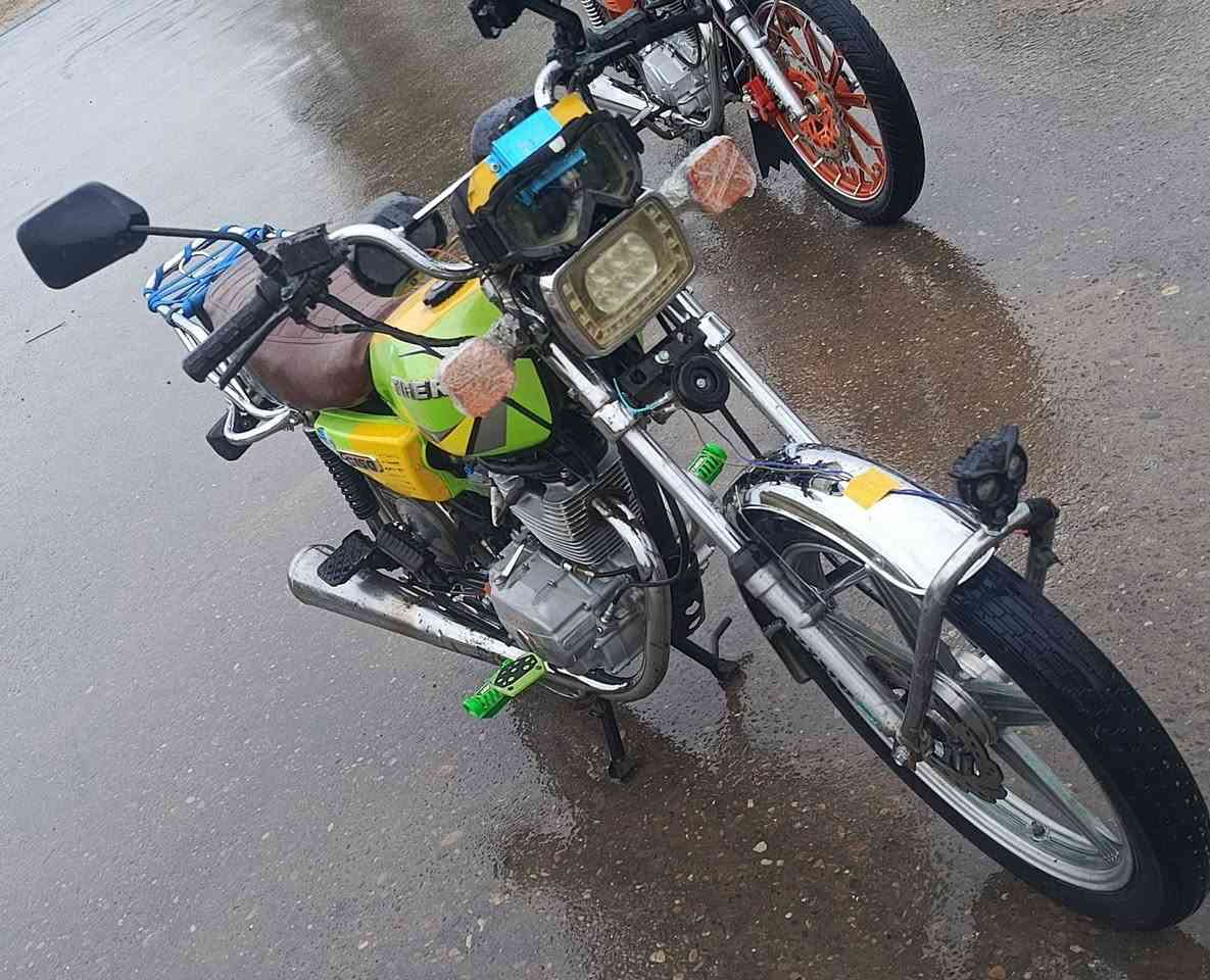 السلام عليكم للبيع سيفان موديل 19 كله شغال سلف هندر كل كهربائيات شغاله مابي اي نقص
السعر 300بي مجال قليل مكاني تكريت


**إذا كنت صاحب هذا الإعلان وتريد حذفه لأي سبب، رجاءا أرسل رسالة إلى الدعم الفني**