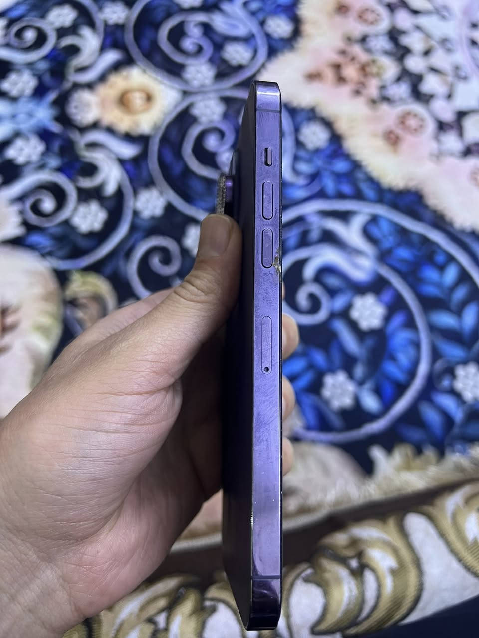 السلام عليكم تلفون 14 برو ماكس نضيف كلش مامفتوح ابدد تلفون مال بيت ذاكره 256 بطاريه 84 سعر قفله 875 بي مجال بسيط مكاني بغداد حي العامل *********** لمو شراء بدون زحمه لا يتصل
