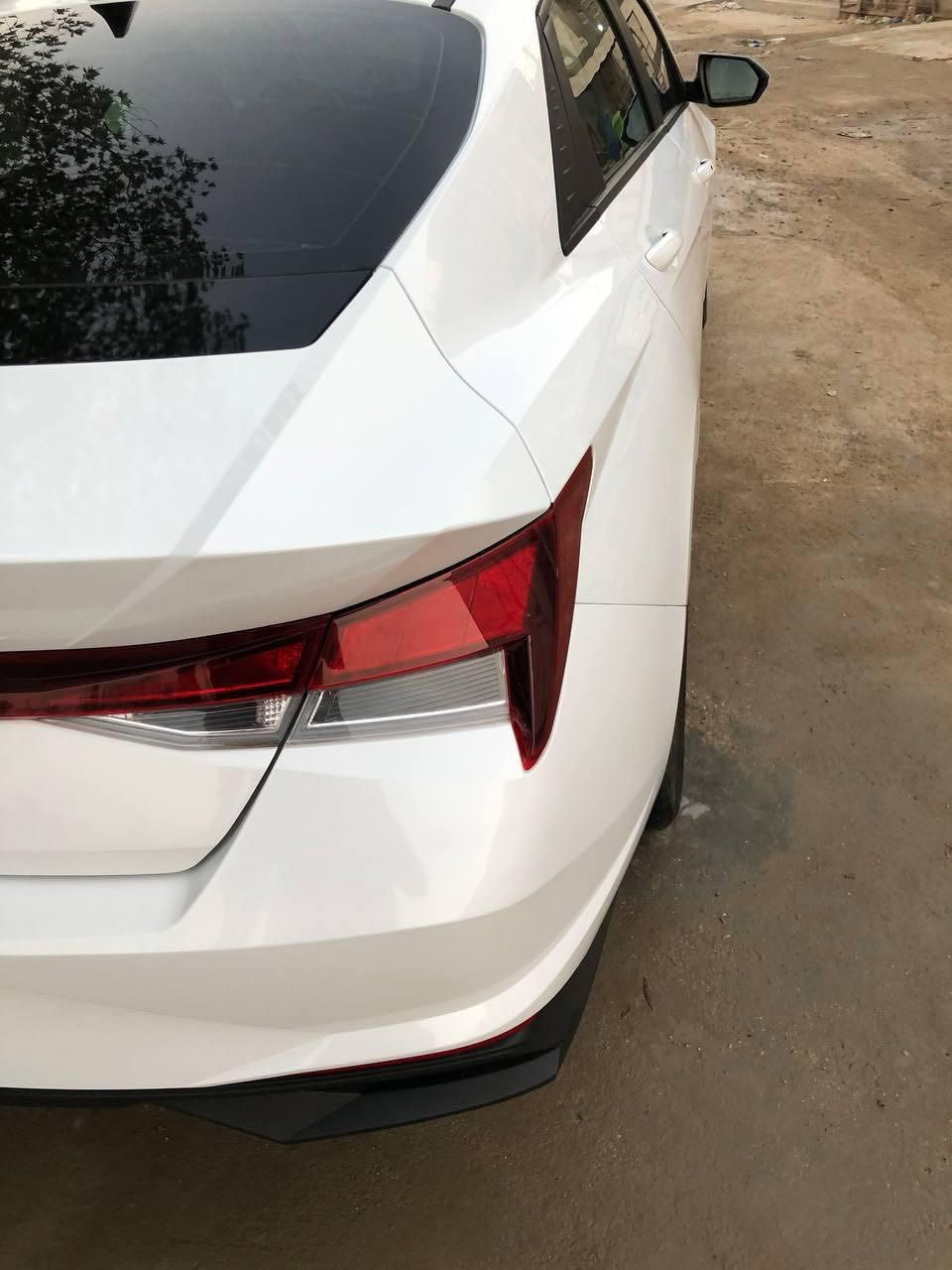 السلام عليكم ‭***********
هونداي النترا   فول ماعدا الفتحه  2022وارد امريكي  مكاني حله
السيارة.  معوقين ورقم بابل 
السعر 146وبيها مجال
مواصفات
🛑محرك 2000 Doch دوش
🛑 بصمه تشغيل وجنطه بصمة
🛑تشغيل عن بعد ⚡️
🛑صندوق ذكي يفتح عند الاقتراب 🚶🏻‍♂️
🛑كامره دوراه 
🛑شاشة لمس متصله مع عداد دجتال 
تدعم نظام Android Auto +Car play 
🛑رادارات 360 درجه
 🛑رادار جانبي النقطه العمياء ⚠️
🛑رادار خلفي ‼️
🛑رادار امامي ❗️
🛑تحديد مسار+ سياقة آليه
🛑توقف ذاتي 🚳 عند الاقتراب من سياره 
‏🛑‎فول تحكم ستيرن
🛑 هاند بريك كهربائي ⚡️ 
🛑كشنات تدفئه ♨️
🛑كروز مثبت سرعه 
🛑‏ تبريد شاشه بيانو منفصل 
🛑ثلاث وضعيات قيادة 
🛑‏Smart‏-Sport-Normal
🛑اوتو هولد 
🛑منافذ Usp /Aux /12v
‏‎🛑نظام ABS/مانع انزلاق
الحادث مرفق بلصور قطعتين بامريكه وطخه صغيره بلعراق  باب السايق…
  تبديل باب وجاملغ  نفس اللون بدون صبغ
