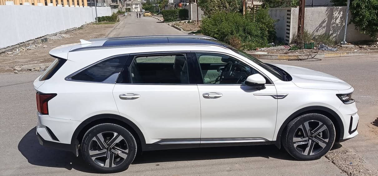 السلام عليكم .

سورنتو 2022 خليجيه ماشيه 74 الف كم 
مكفوله السونار مرفق مع الصور .
فوووول عدا ال4 ويل 
بصمه 
محرك 6 سلندر
گير ماوس
تداخل ابيض جلد
كرسيين كهرباء 
بنوراما 
باب خلفي كهرباء 
كشنات جلد 
سايد بريك بصمه
شفتات ستيرن 
3 قطع تبريد 7 راكب 
بردات خلفيه اصليه
شاحن واير ليست
نضام ترحيب
 لد نهاري امامي خلفي زنون 
 لايت 5عدسات زنون
تحكمات ستيرن جهتين 
شاشه كبيره بلاديه
كاميرا اصليه امامي خلفي
ويل كروم 
اوتو هولد . نضام تزحلق

مكان السياره بغداد .

السعر 275 ورقه .

***********

غير متواجد على الفيس
