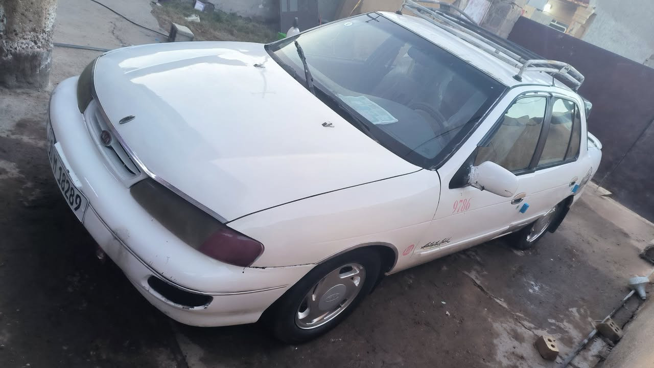 سيفيا موديل 95رقم بغداد بسمي محرك بي بخار كير عادي مصبوغة عام عدا القماره بيها ضربه خفيفه بصفحه الجنطه العكس السايق 
رقم دولي تحويل مباشر 
السعر 31ورقه وبي مجال المو شراي خلي يعبر المنشور ***********
