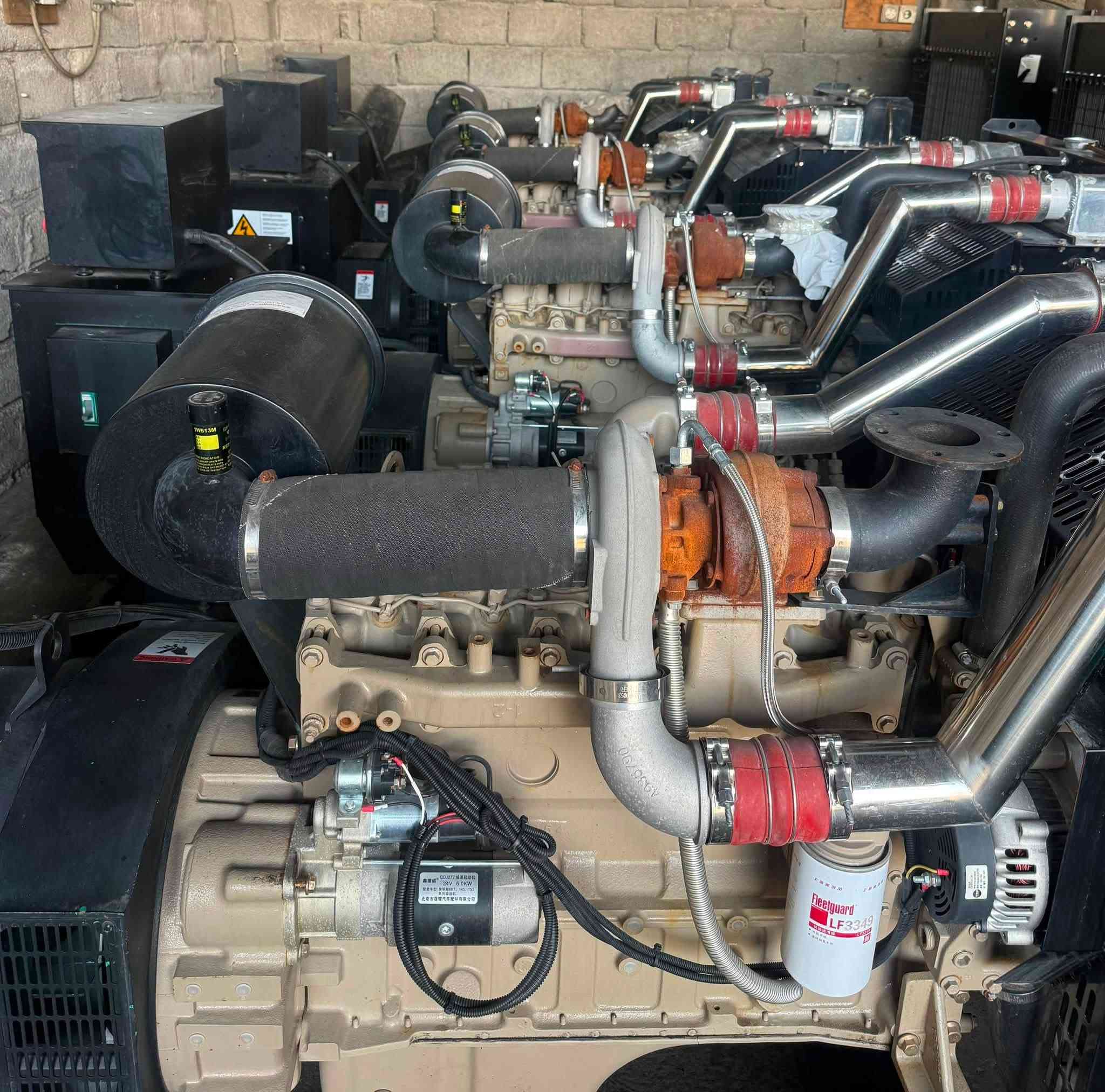 السلام عليكم
كمنز 102 
150Kva 
ساعات العمل. زيروو 
نظام اوتو حمايه فول اوتماتيك
وضع بلاد شركة  
أربيل صناعه جنوبيه 
نظام اوتو حمايه فول اوتماتيك
وضع بلاد شركة  
🚚يوجد توصيل الى جميع المحافظات وبضمان🚚
🚚كياندن هةية بو هةموو شاركان بةكرينتى🚚
 للاستفسار:
 ابو علي 
***********
***********
***********
