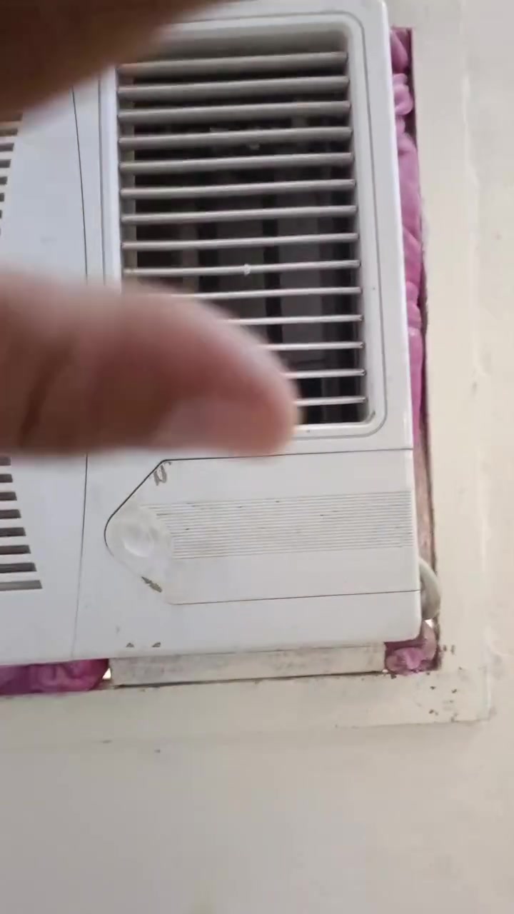 مكيف توسوت طن ونص 250الف دور الشرطه ***********
