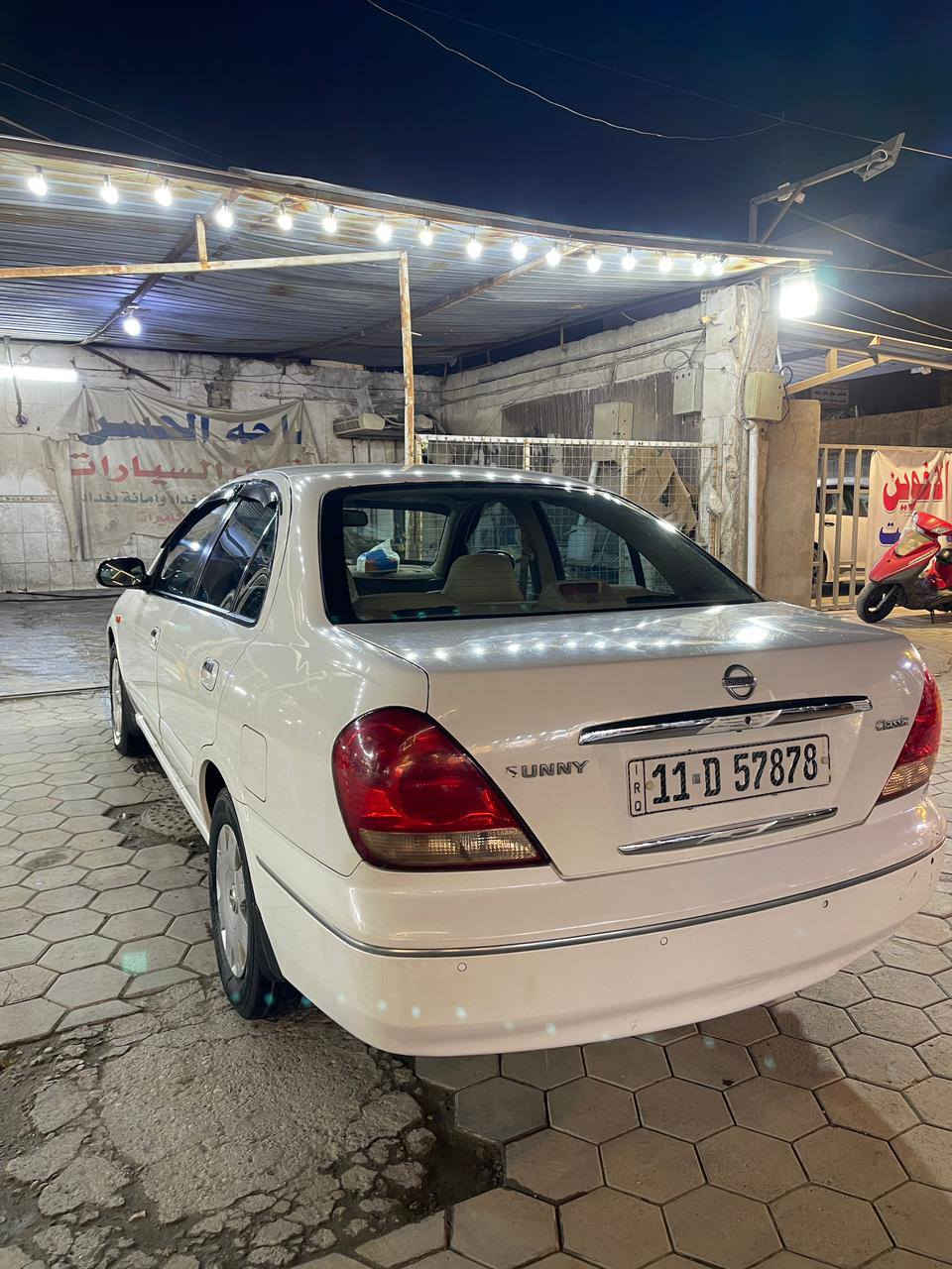 للبيع سني 2009 خليجي سونار ويه الصور كير محرك صدر كله جديد جدا تدفئة تبريد شغال وبلادي طخم تاير باتري جديد اي نقص مابيها رقم بغداد انكليزي سعرها 97 ورقة وبيها مجال لشراي شرط التحويل اي استفسار *********** عنوان كرادةعرصات
