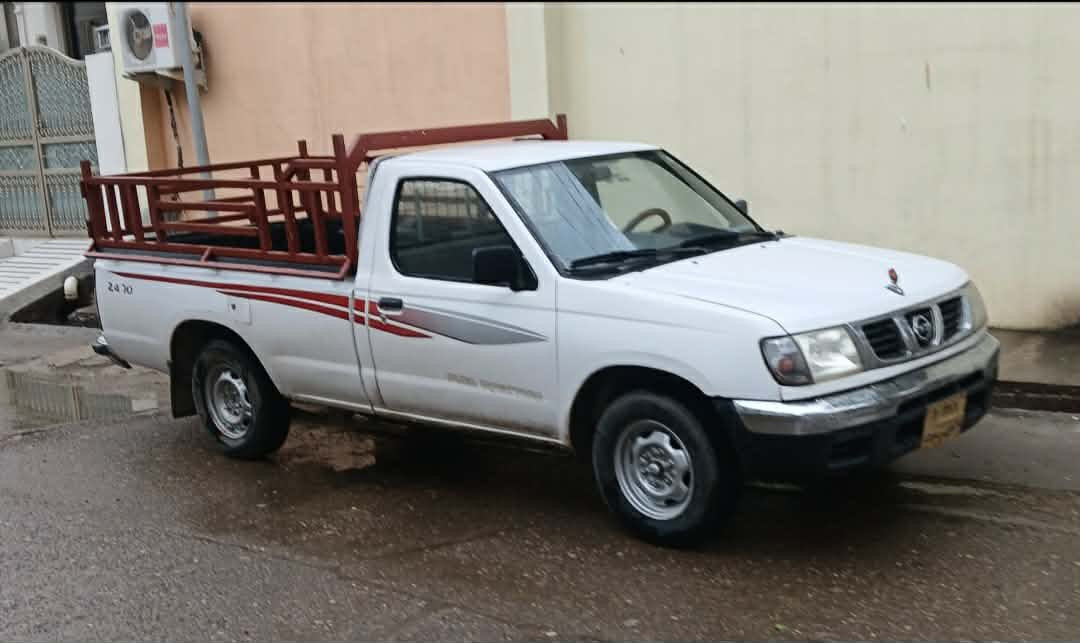 نيسان تك قماره 2001 تحويل اصلي  
صبغ فقط باب بدي 
السعر سياره 68
عنوان سياره ديالى خانقين  رقم هاتف ‭0770 344 6336‬
