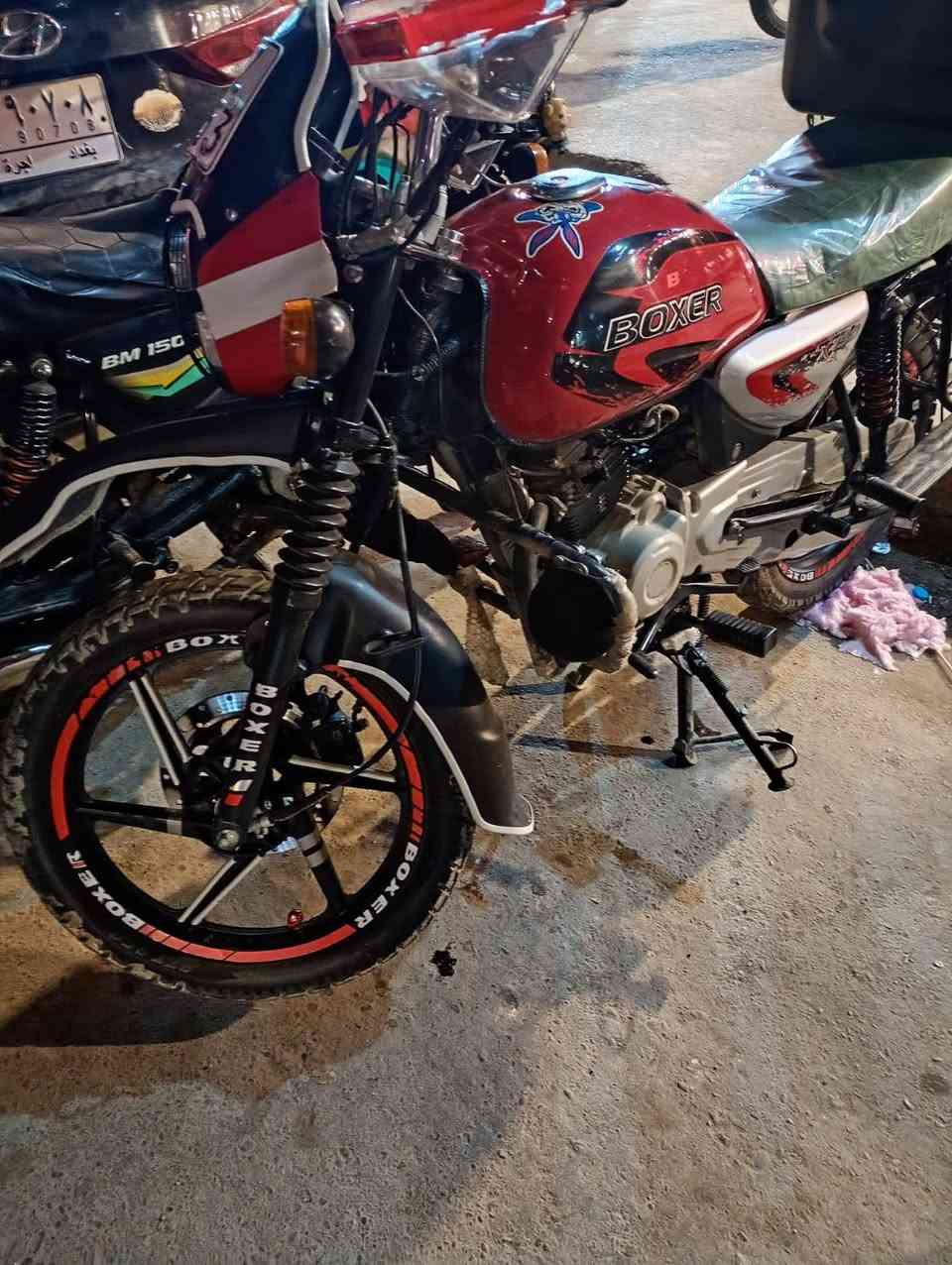 بوكسر موديل 23 نازل 24 رقم نكليزي تحويل ثانيوم مكاني بغداد مدينه الصدر جاهز كبل الشارع ***********
