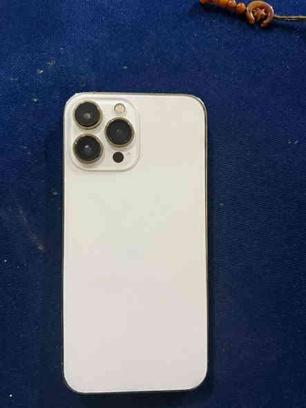 سلام عليكم ايفون 13برو ماكس جهاز مبدل شاشه اصليه وبطاريه فقط البطاريه عل وضعه بعدهي 100 جهاز نضيف مال بيت السعر 500 وبيه مجال للشراي
*********** 
بغداد مدينه الصدر👍🏻
