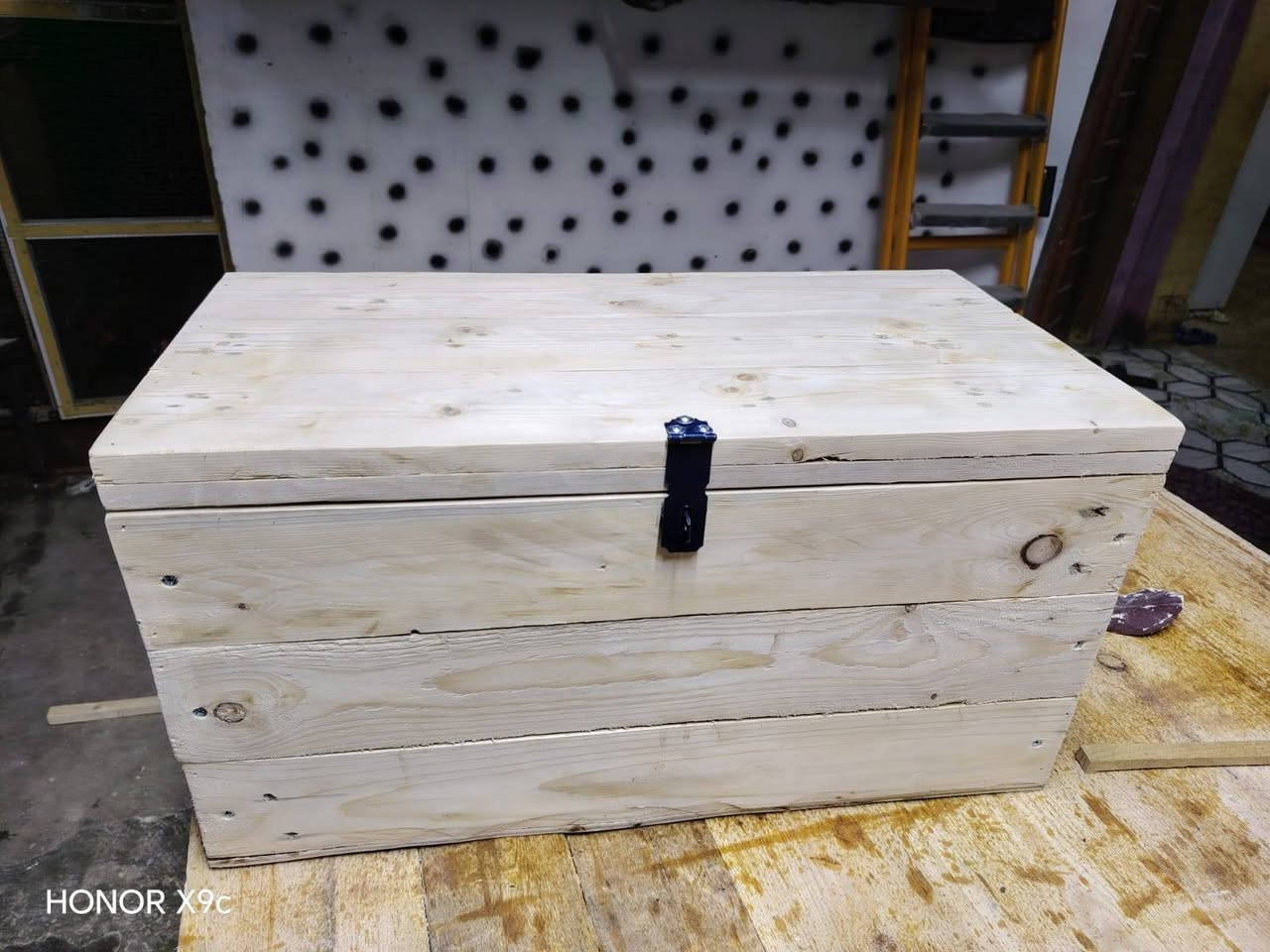 عمل صندوق عده لاحد الاخوه
ونشتغل حسب الطلب والقياس 
للاستفسار تفضل خاص او واتساب
***********
